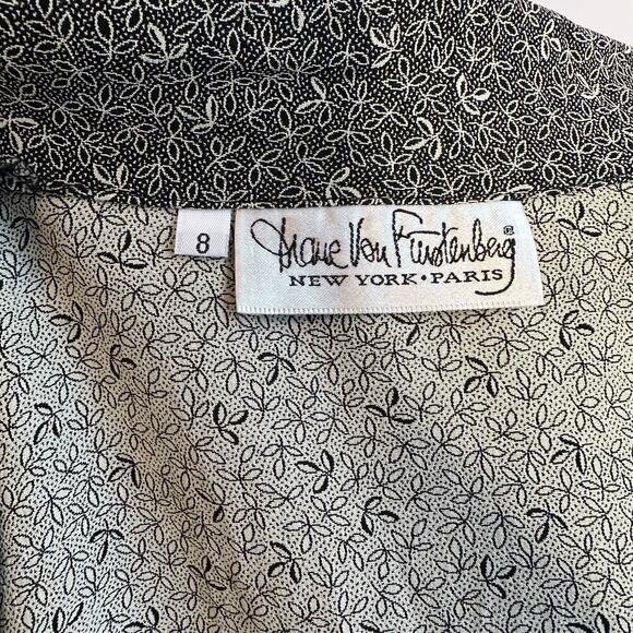 Diane Von Furstenberg Vintage Floral Blazer - Picture 7 of 8